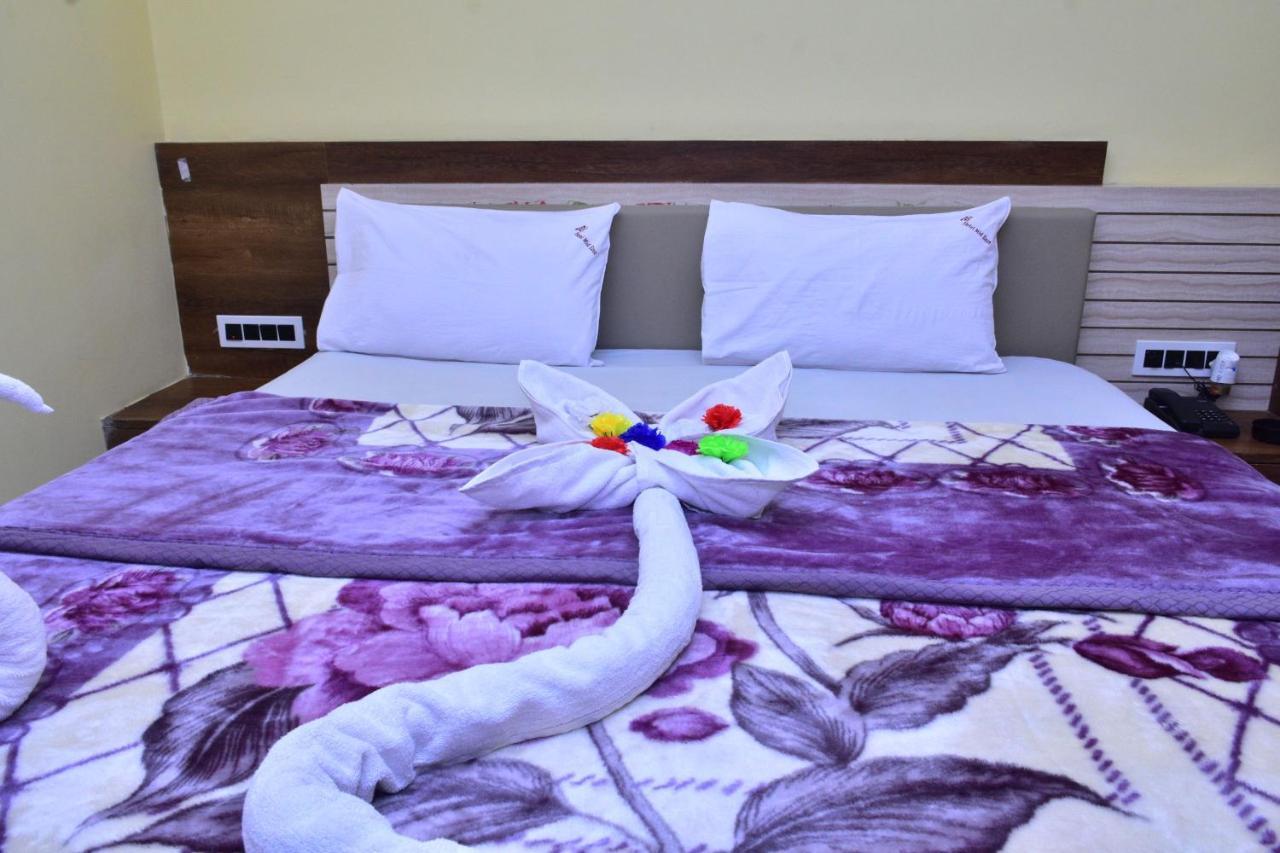 Hotel Mid East Haridaspur Zewnętrze zdjęcie